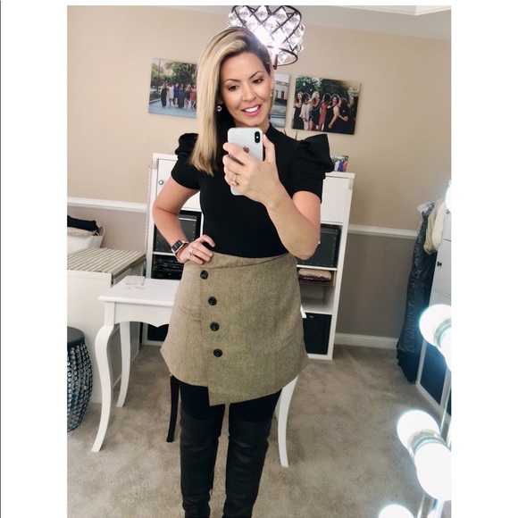 Woolen Button Down Wrap Skirt - Picture 5 of 6